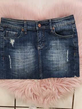 PRE-LOVED VIGOSS Y2K DISTRESSED DENIM MINI SKIRT-0